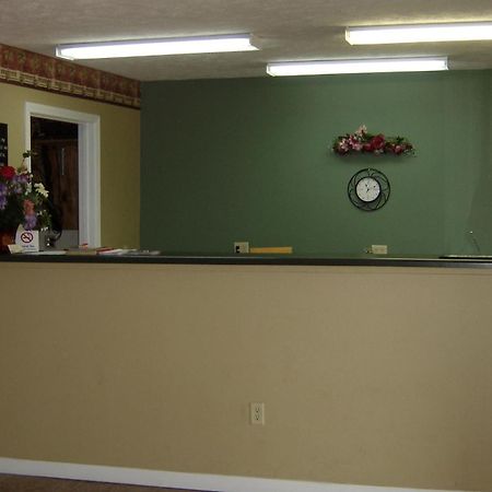 Homegate Inn Louisville Экстерьер фото